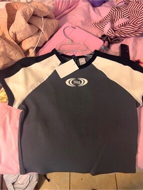 H&M Black & White Raglan 1994 Graphic Short Sleeve Tee
